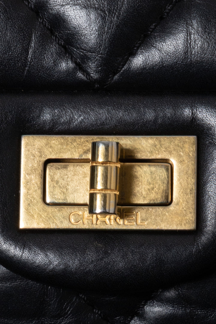 CHANEL 2.55 Large Black