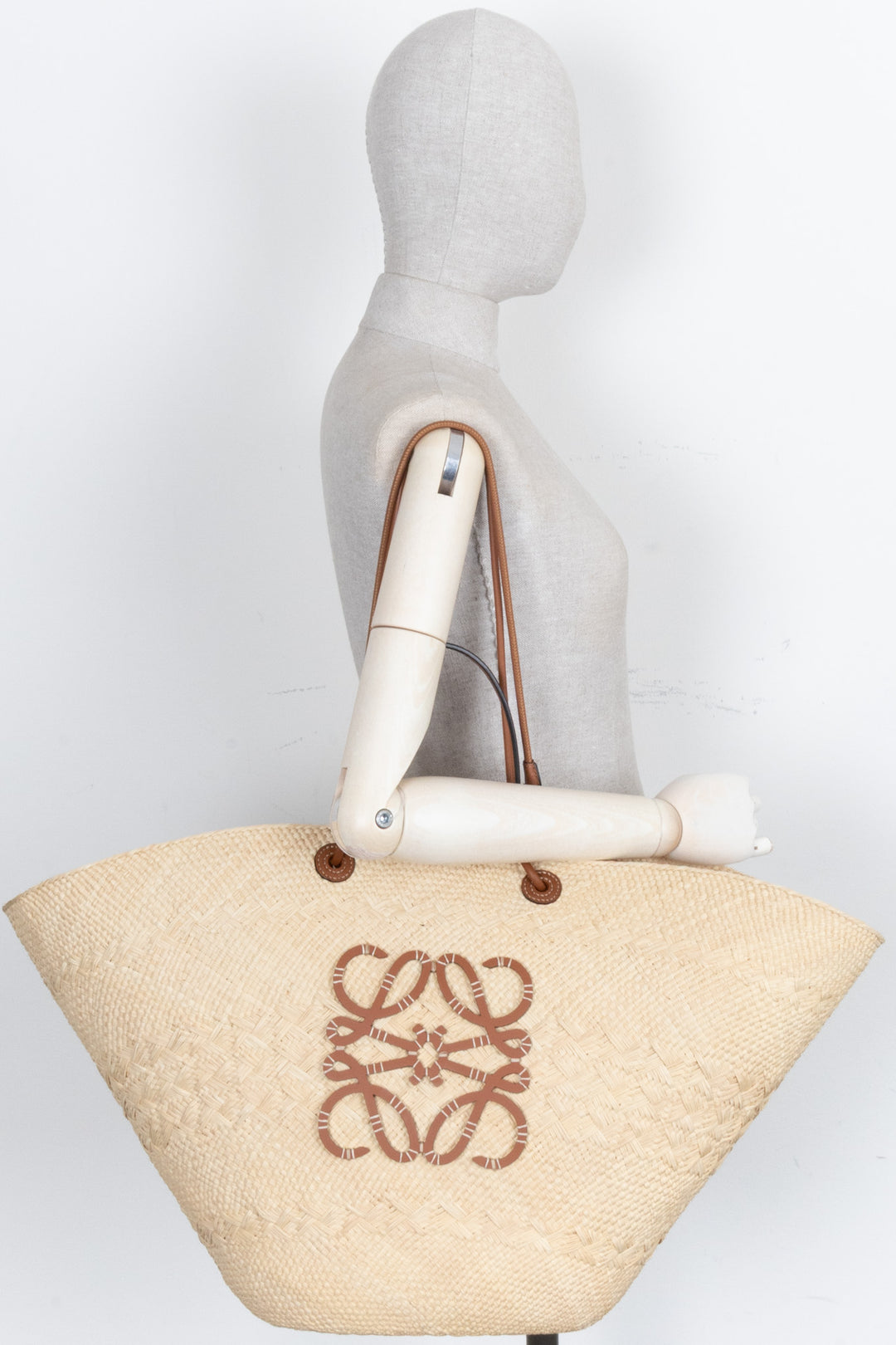 LOEWE Paula´s Ibiza Anagram Raffia Bag Large