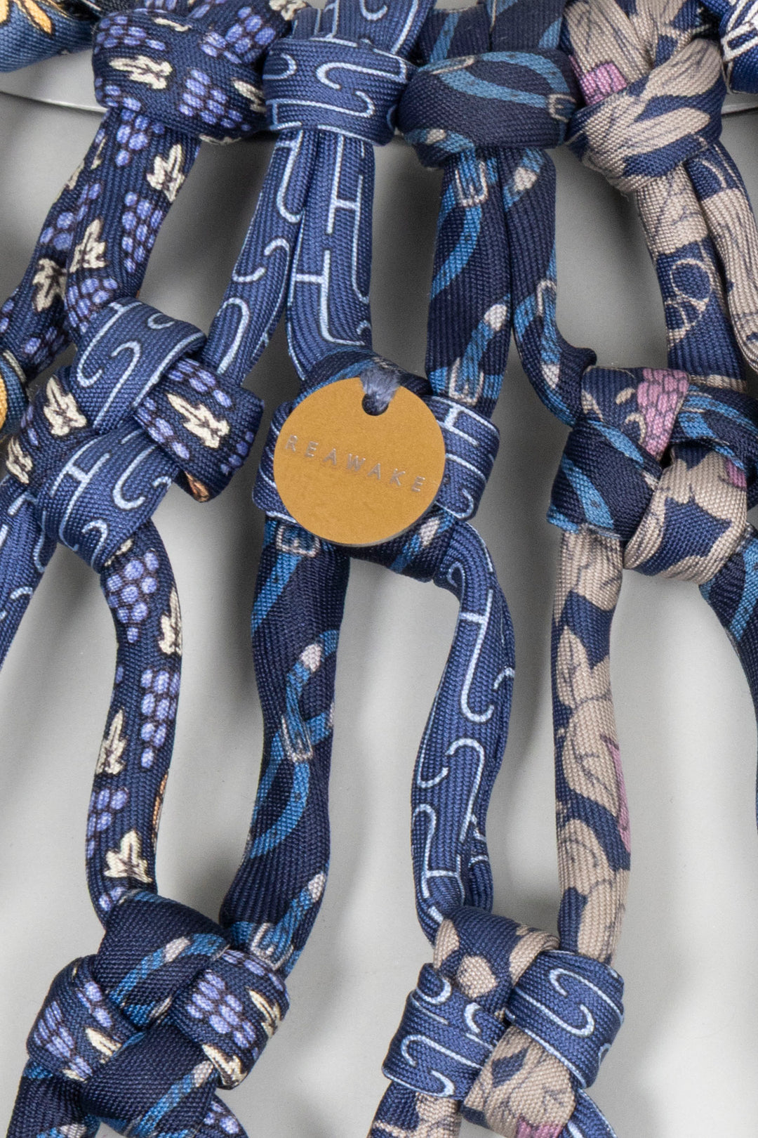 UNFOLD Knot Top