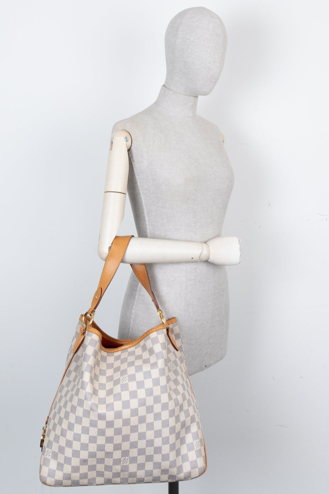 Sac à bandoulière Delightful de LOUIS VUITTON, toile Damier Azur.