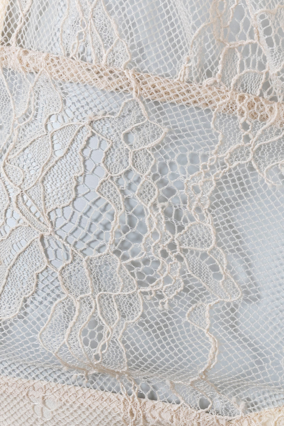UNFOLD Lace Body