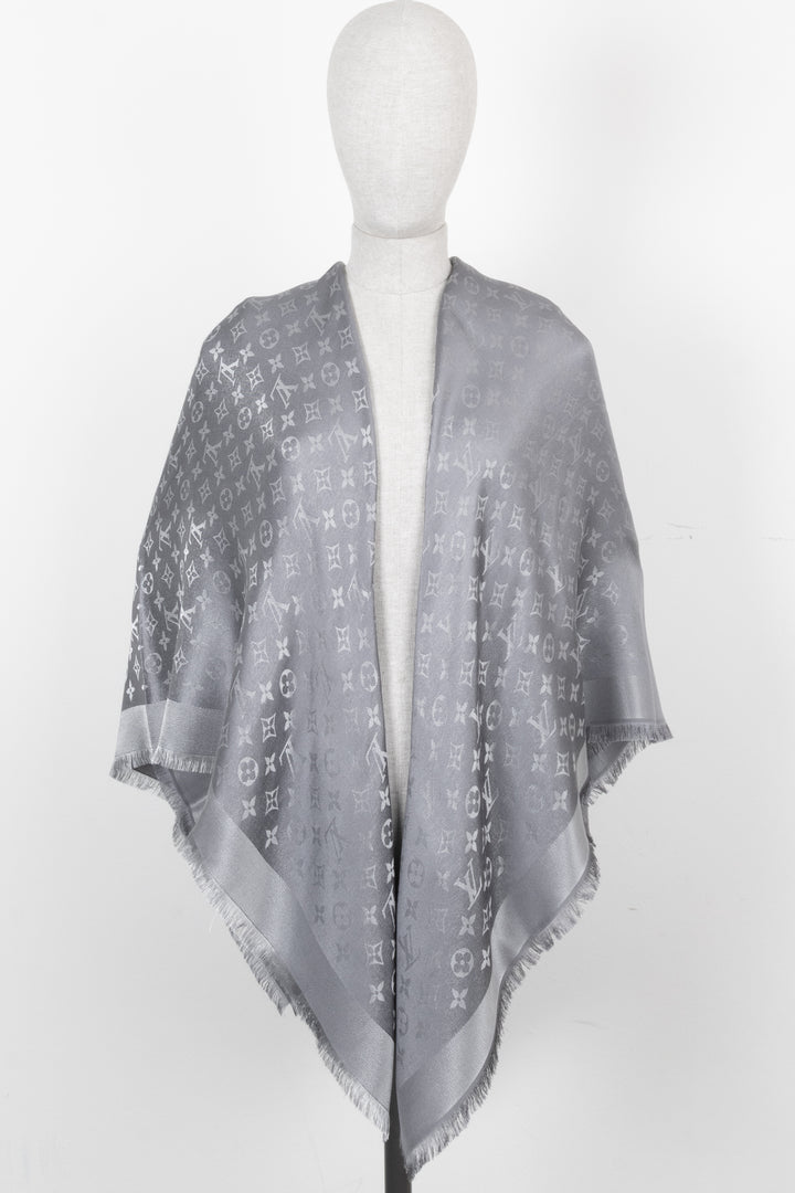 Écharpe à franges LOUIS VUITTON MNG Gris argenté