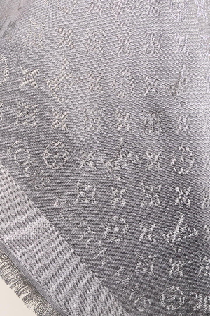 Écharpe à franges LOUIS VUITTON MNG Gris argenté