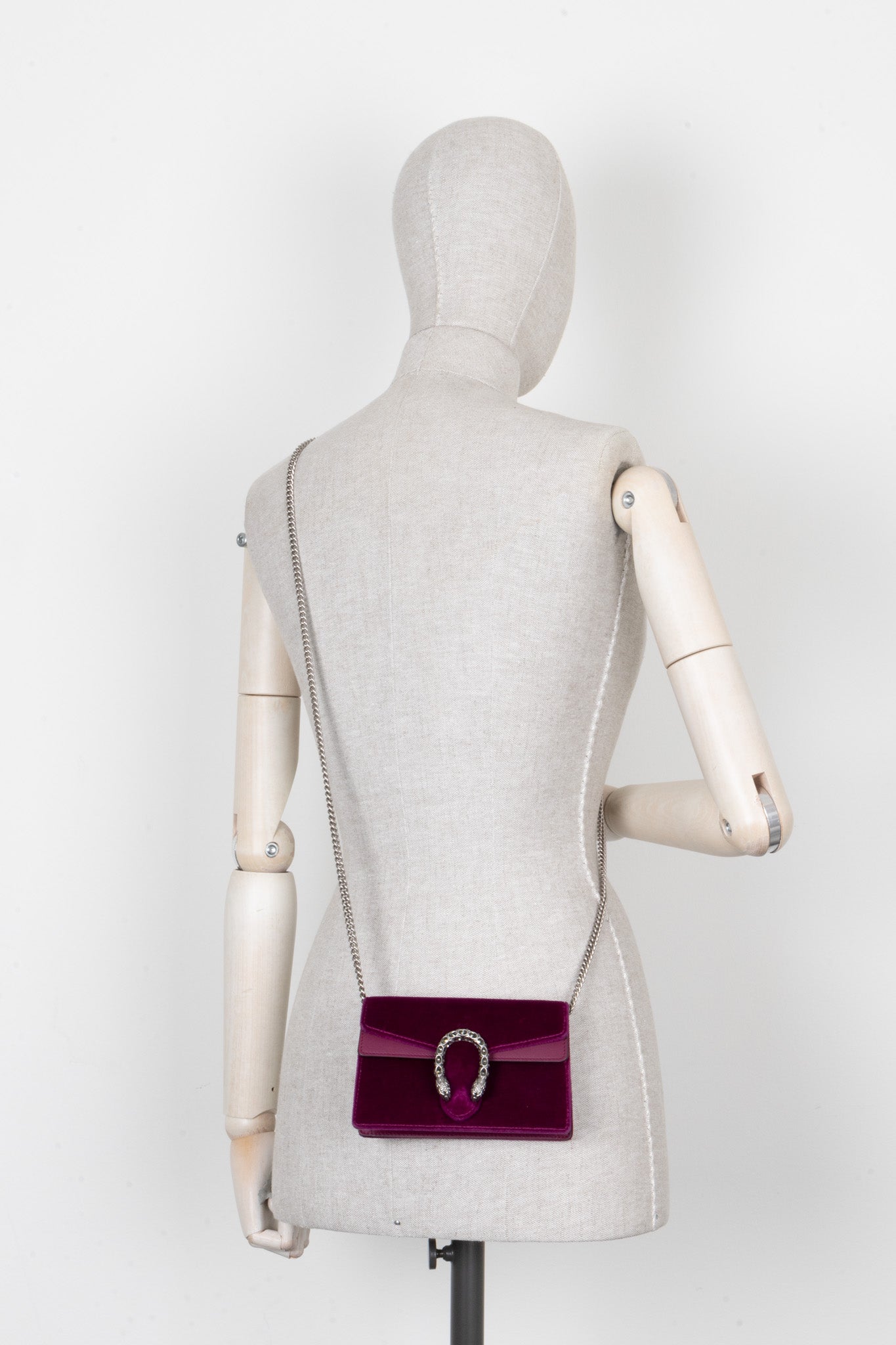 極美品　37　GUCCI　グッチ　デュオニソス　ベロア　チェーン　ミニ　パープル GUCCI Super Mini Dionysus Bag Velvelt Purple – REAWAKE