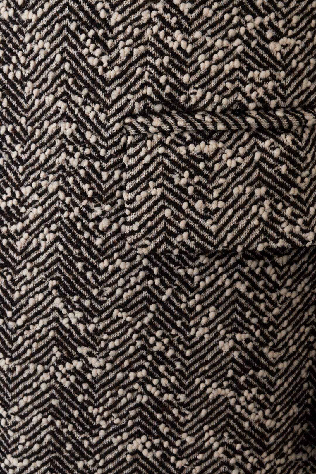 Manteau en bouclé à motif chevrons BOTTEGA VENETA en laine marron