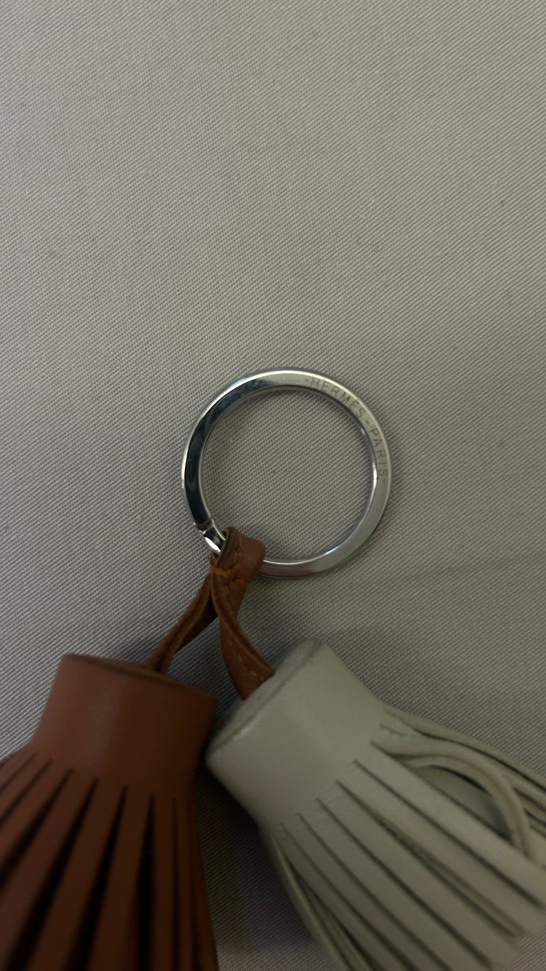 HERMÈS Carmen Uno-Dos Gold Craie