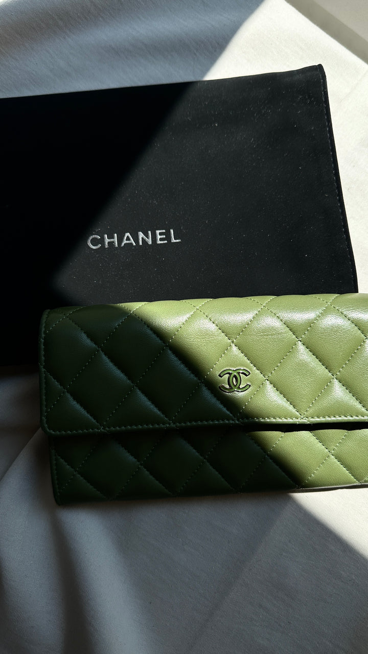 CHANEL Long Wallet Leather Green
