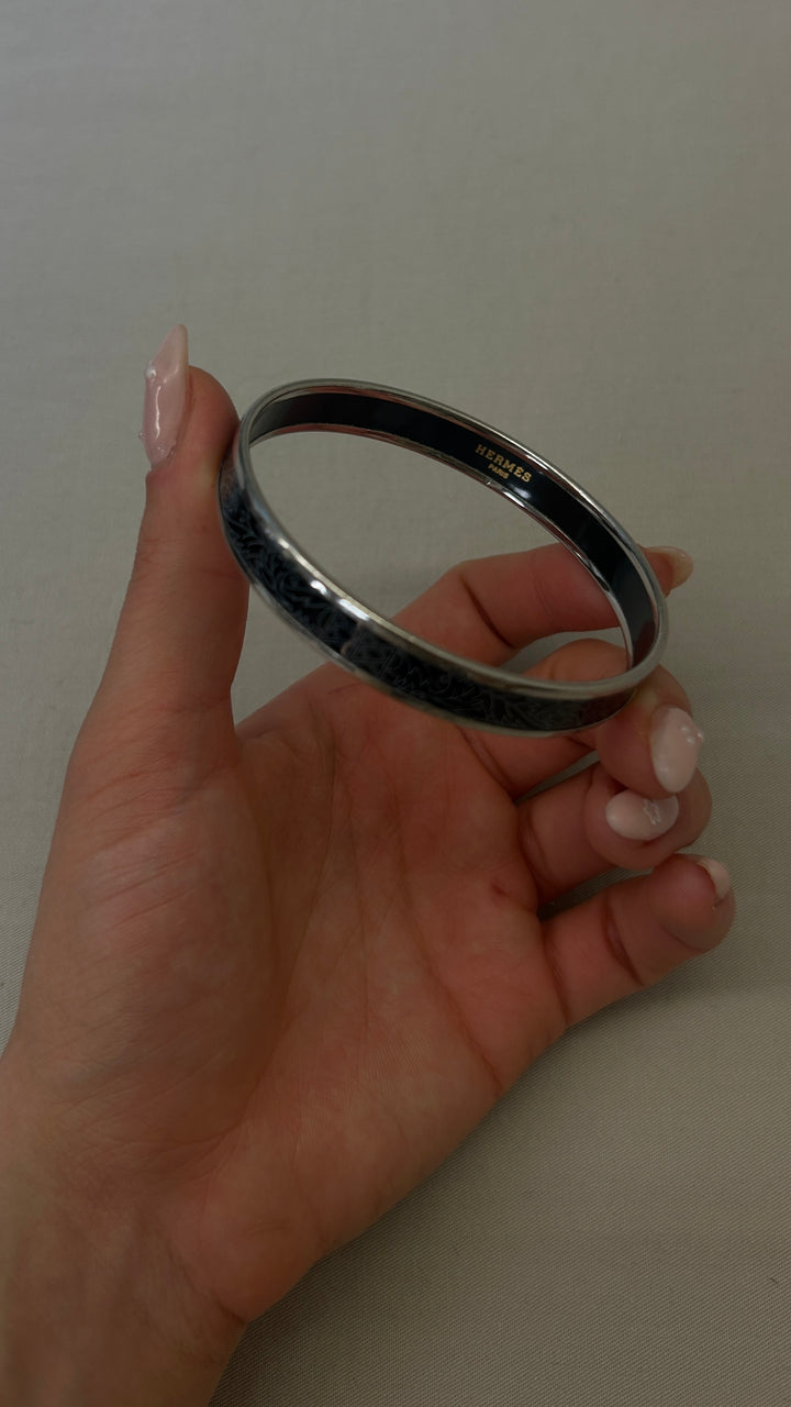 HERMÈS Narrow Bracelet Email Black