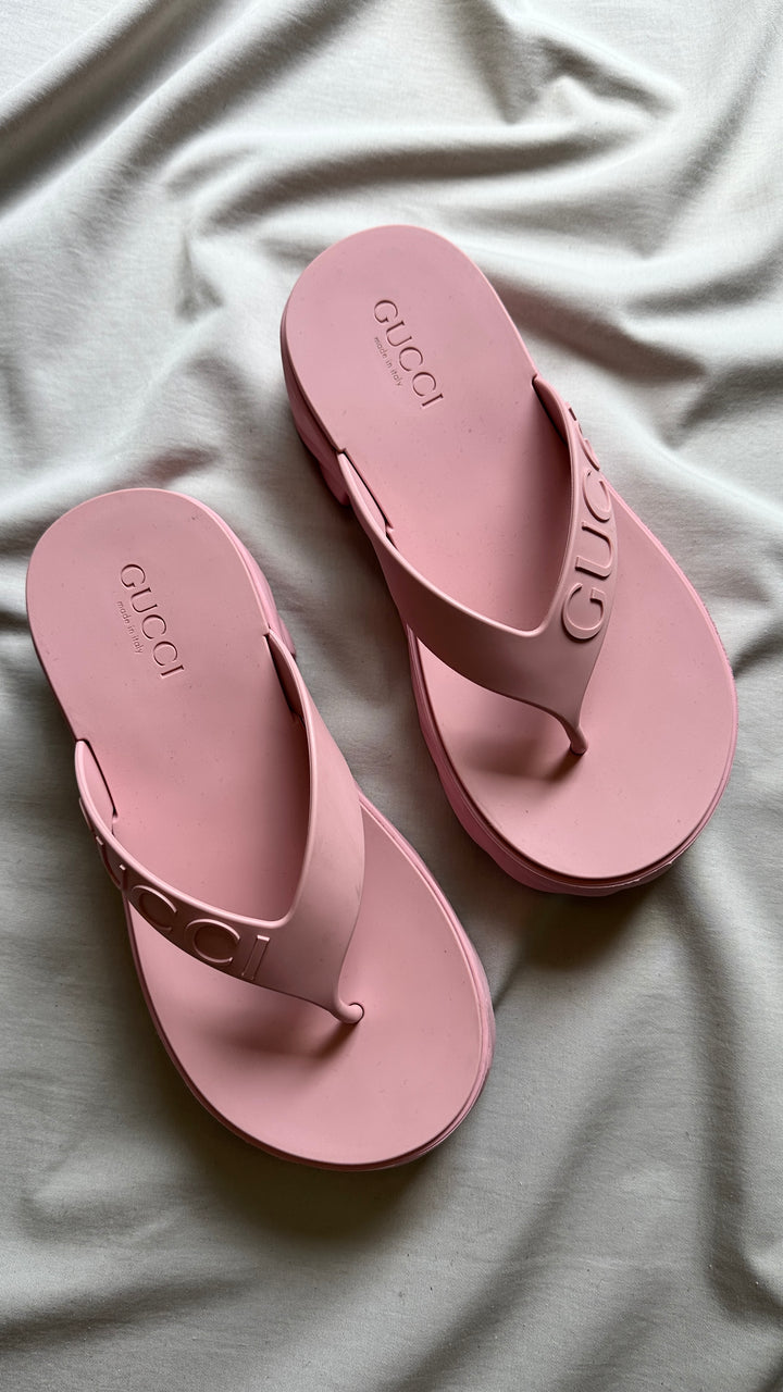 GUCCI Tarifa Platform Flip Flops Bubblegum