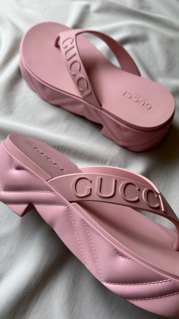 GUCCI Tarifa Platform Flip Flops Bubblegum