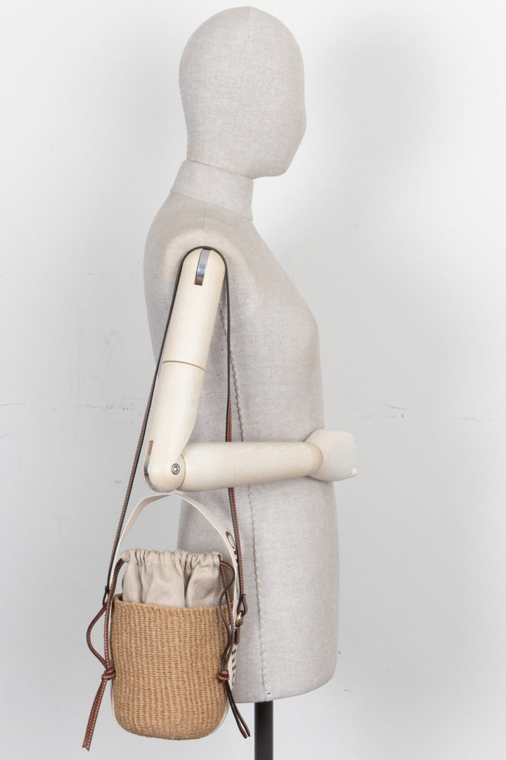CHLOÉ Woody Bucket Bag Raffia Brown