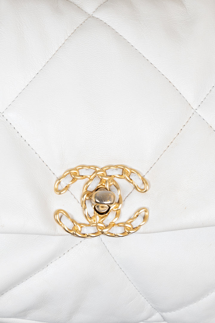 CHANEL 19 Large White