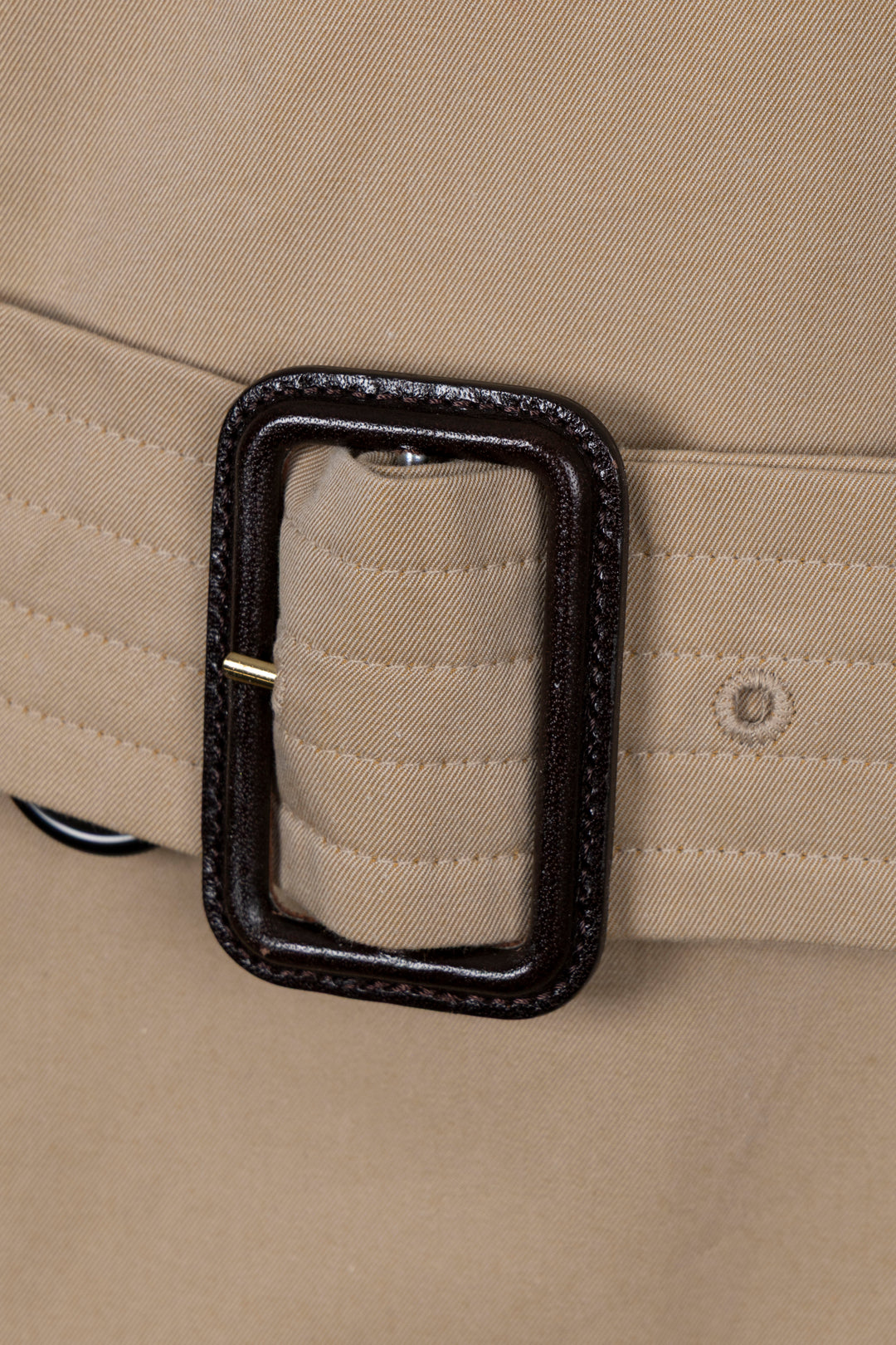 BURBERRY Le trench-coat classique ceinturé Sandringham Beige