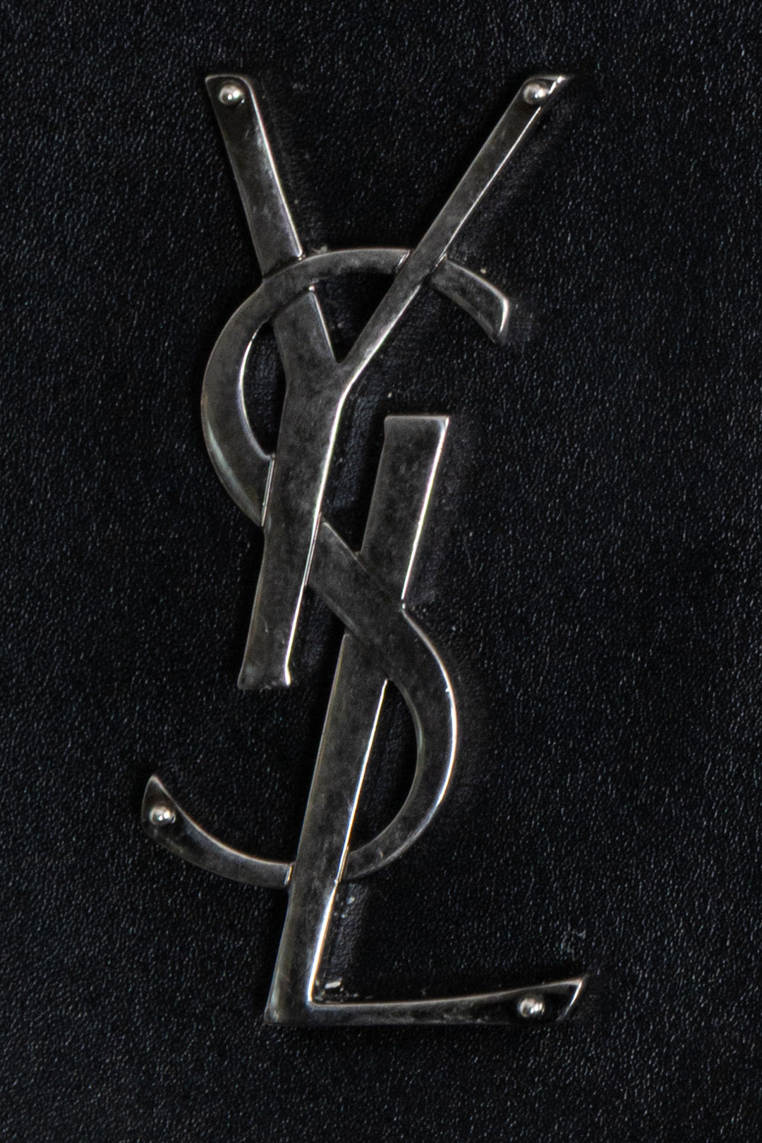 SAINT LAURENT Sac bandoulière Boîte Love Heart Noir