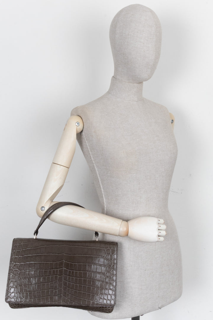 Sac Prada à poignée en alligator gris