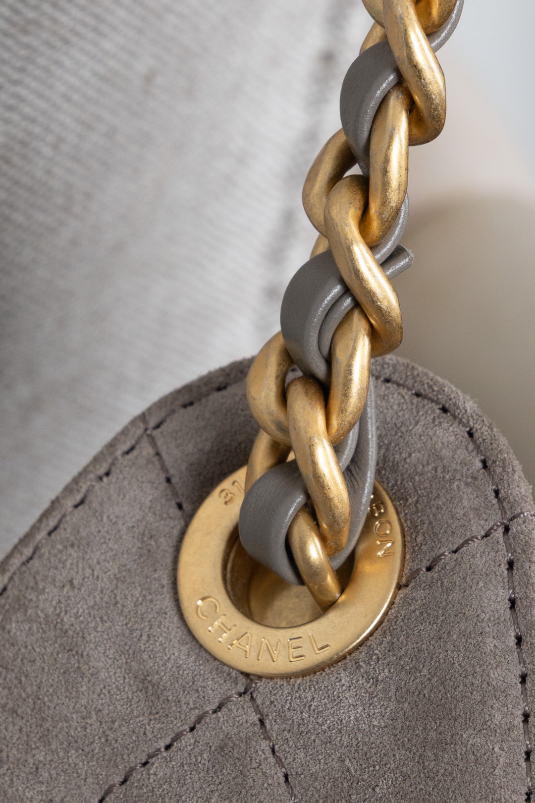 CHANEL 25 Small Suede Grey