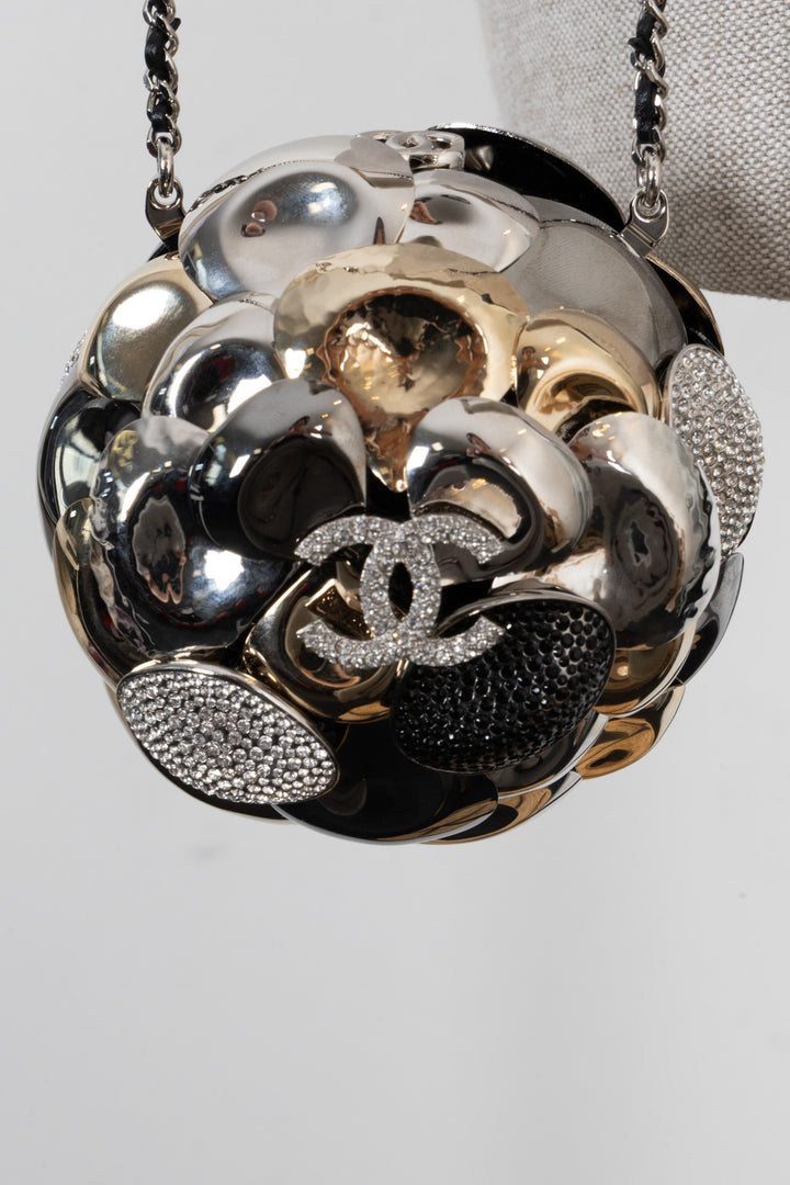 CHANEL Camellia Minaudière Metal Silver