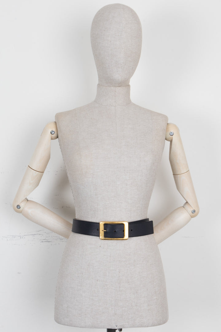 Ceinture LORO PIANA à boucle dorée en cuir bleu marine