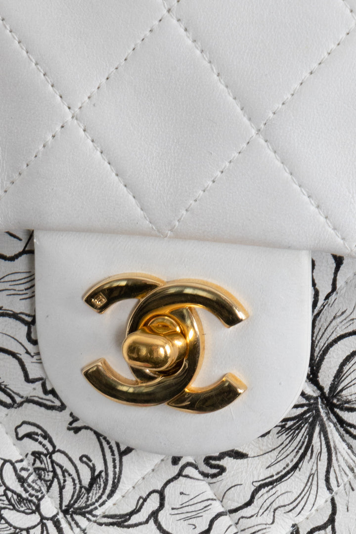 UNFOLD Artistic Chanel Single Flap Bag Small White