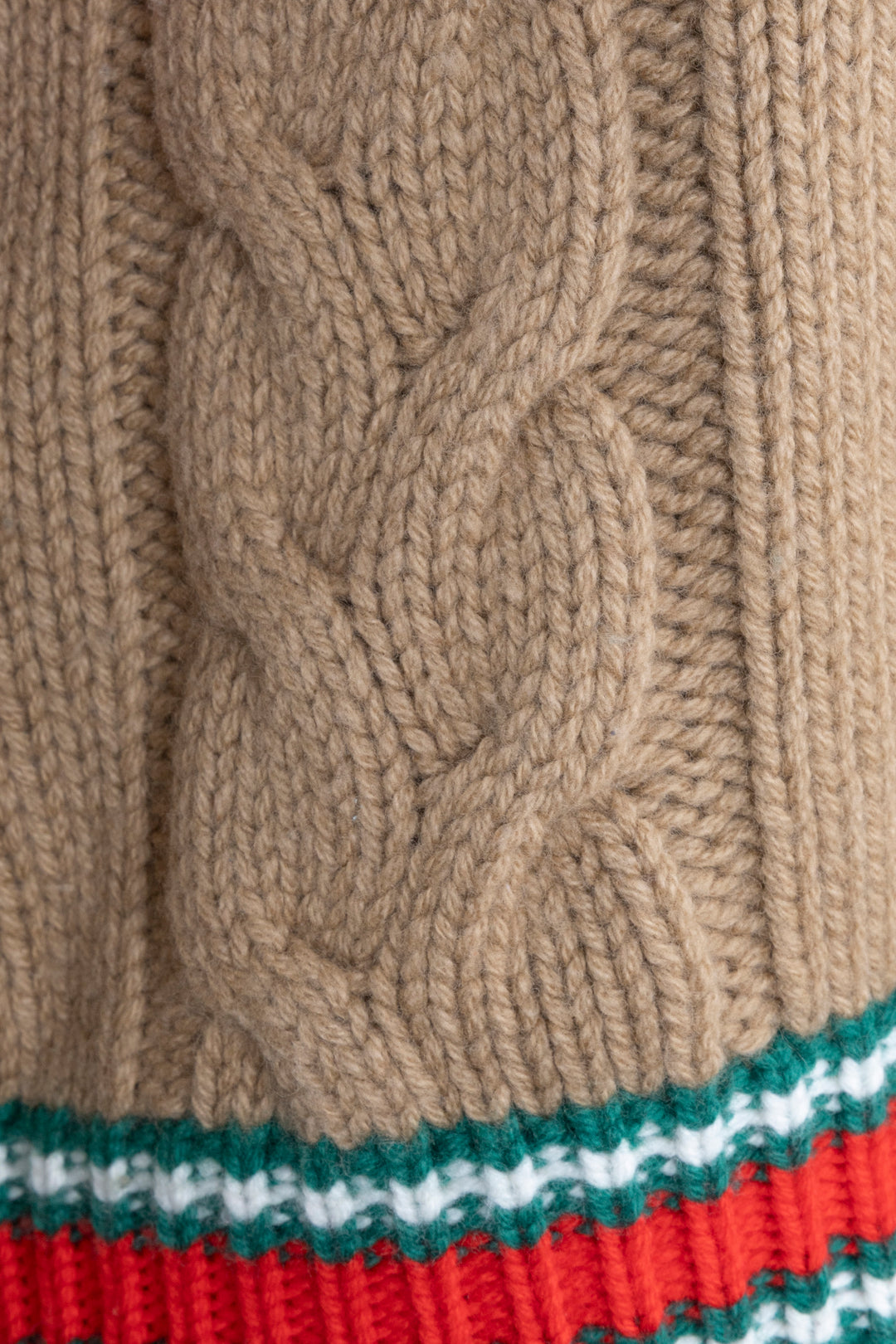GUCCI Chunky Knit Brown