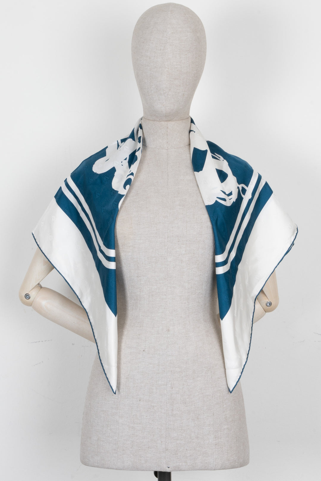 HERMÈS Brides De Gala Double Face Carré 90 Silk Blue