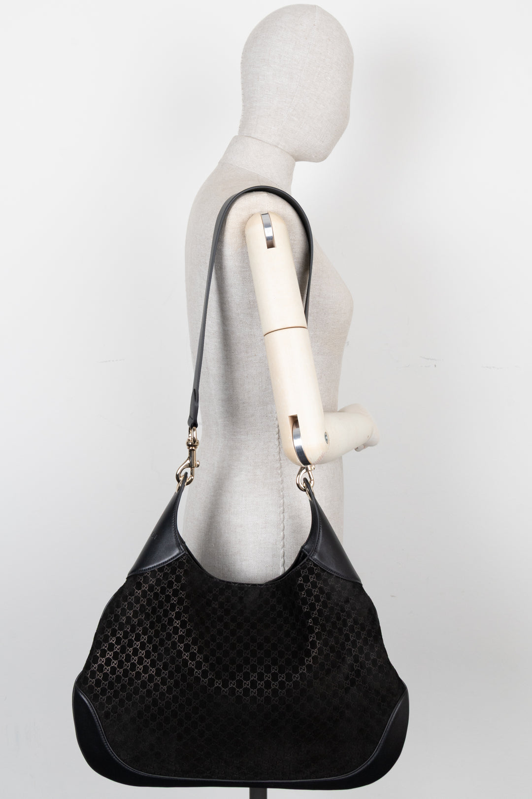 GUCCI B Shoulder Bag Suede Black