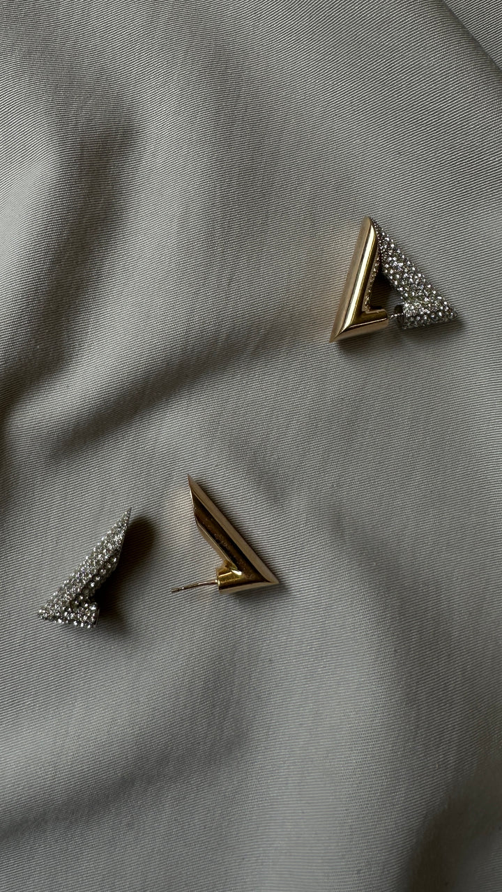 Boucles d'oreilles magnétiques Volt LOUIS VUITTON avec strass dorés