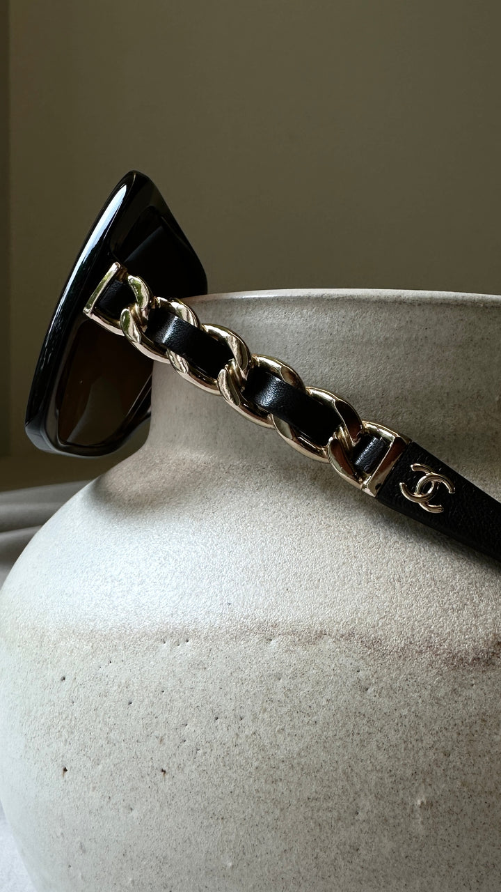 Lunettes de soleil CHANEL 5208-O Chain Marron