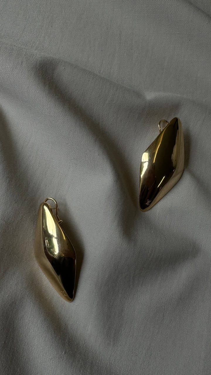 LOUIS VUITTON Shield Earrings Gold
