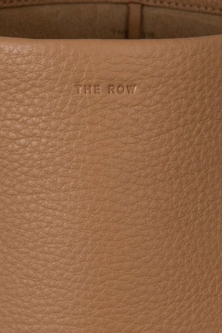 THE ROW Small N/S Park Bucket Bag Leather Beige