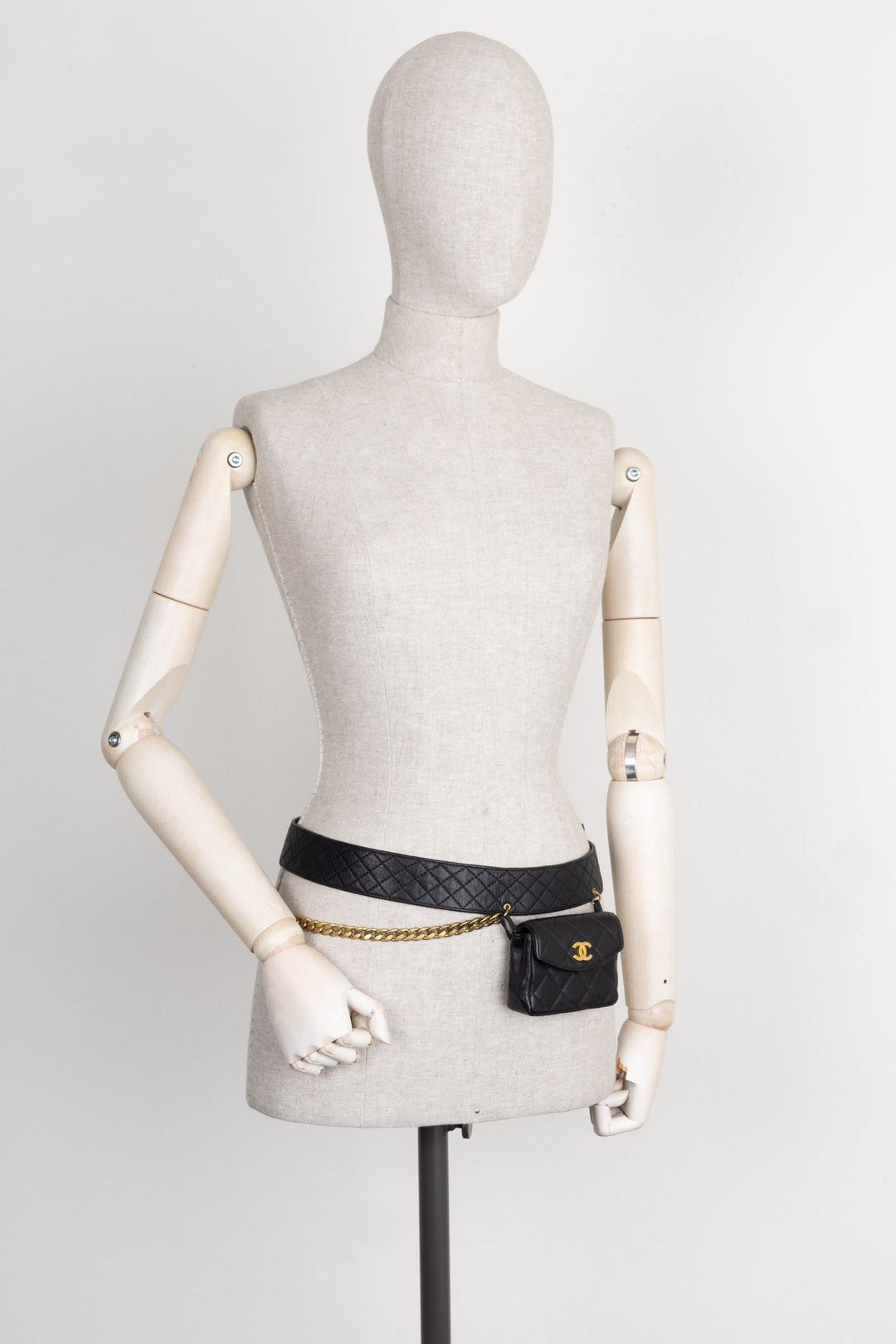 CHANEL 1994 Ceinture avec sac, chaîne