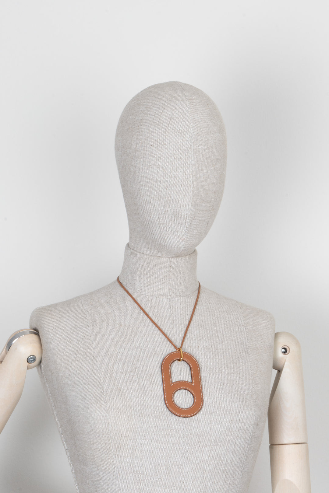 HERMÈS Variation Necklace Swift Gold
