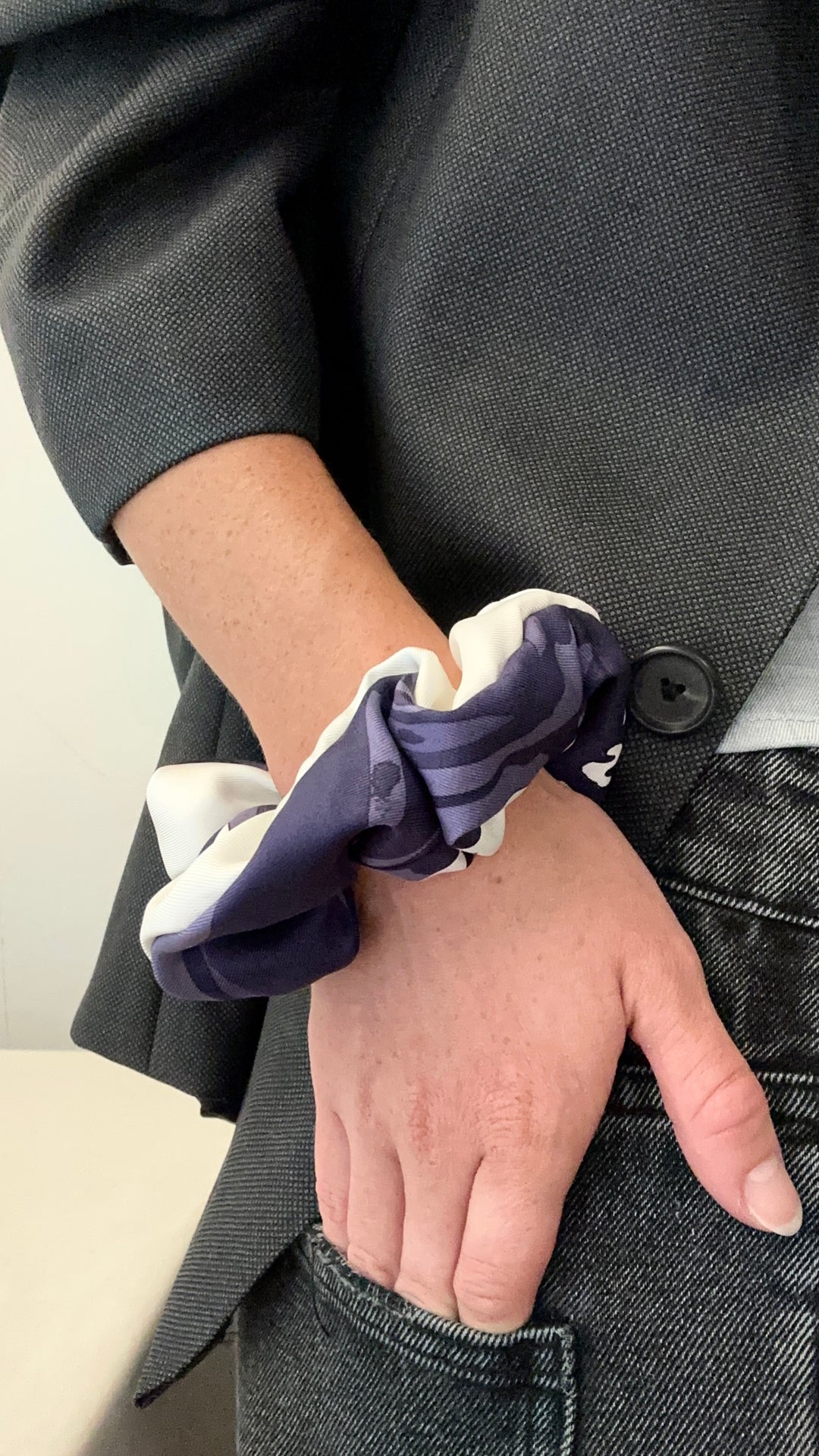 REAWAKE Atelier Scrunchie Purple White