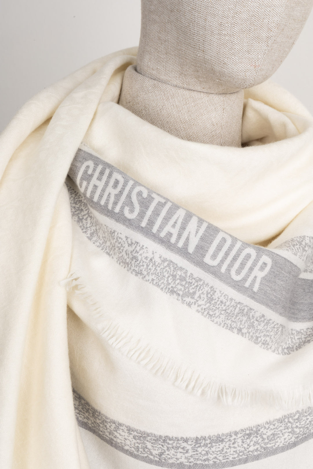 CHRISTIAN DIOR Logo Cashmere Scarf Ivory