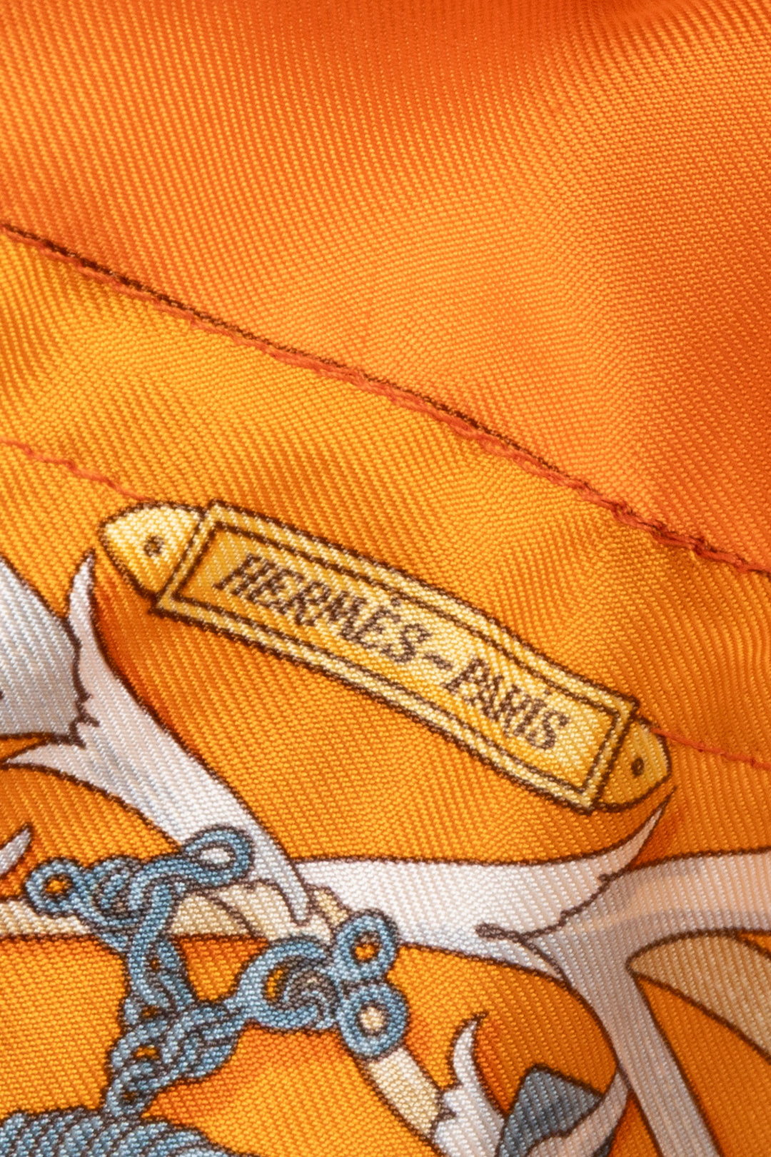 UNFOLD Hermès Silk Knot Bag Orange