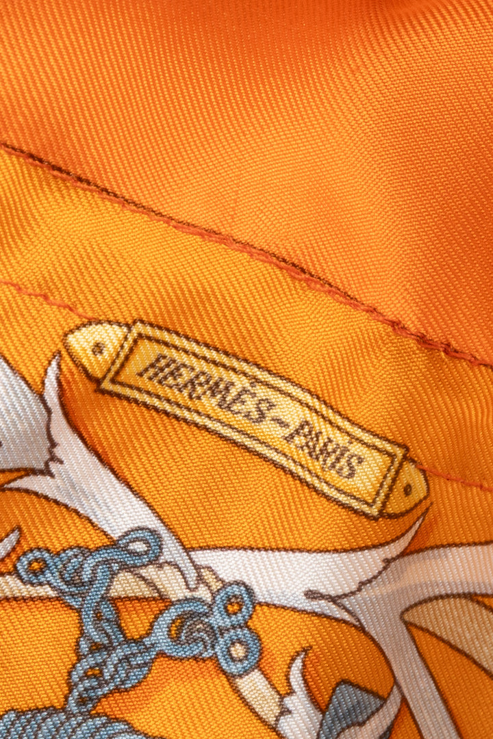 UNFOLD Hermès Silk Knot Bag Orange