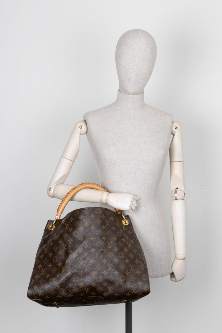 LOUIS VUITTON Artsy MM Hobo Bag MNG Canvas
