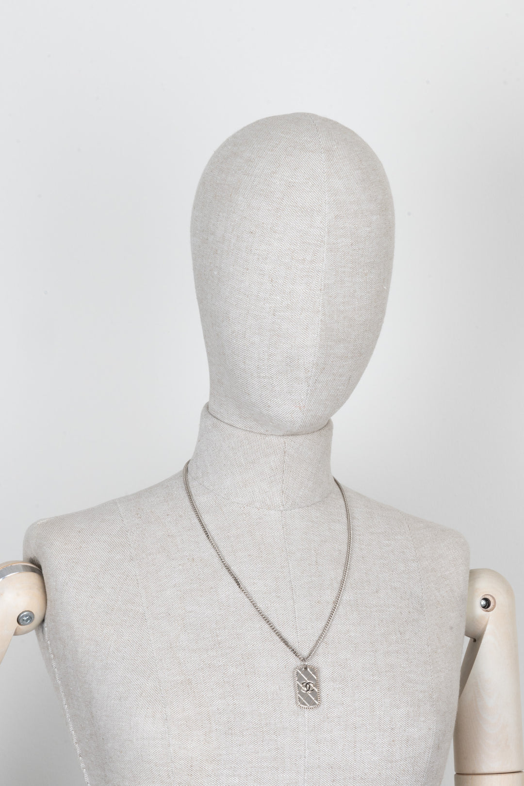CHANEL 2009 Quilted Dog Tag CC Necklace Silver
