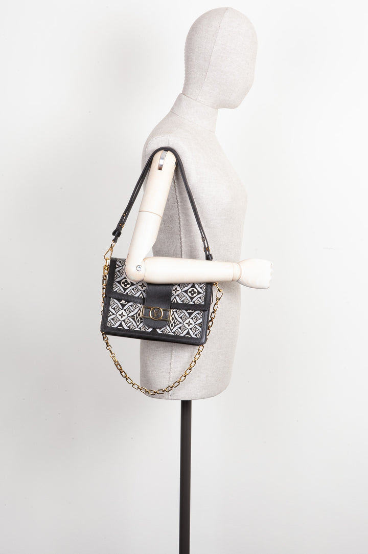 LOUIS VUITTON 1854 Dauphine MM Sac Noir