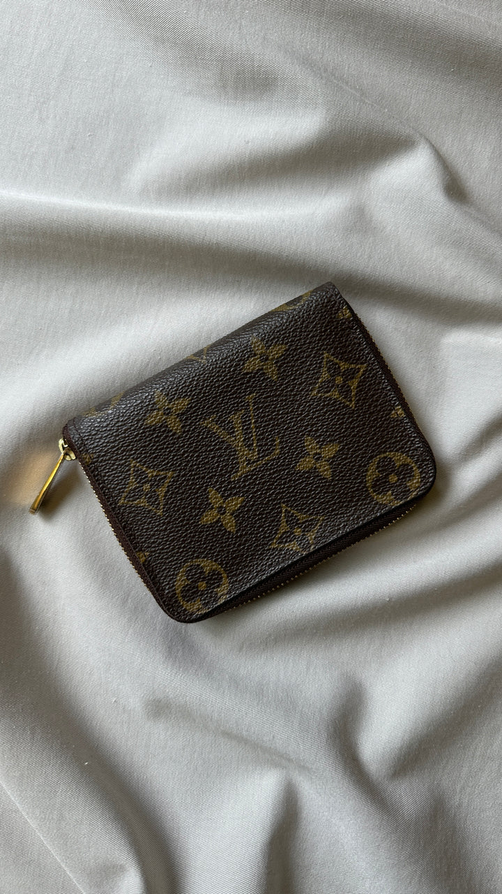 LOUIS VUITTON Zippy Coin Wallet MNG Canvas