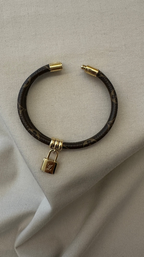 LOUIS VUITTON Keep It Twice MNG Canvas Bracelet