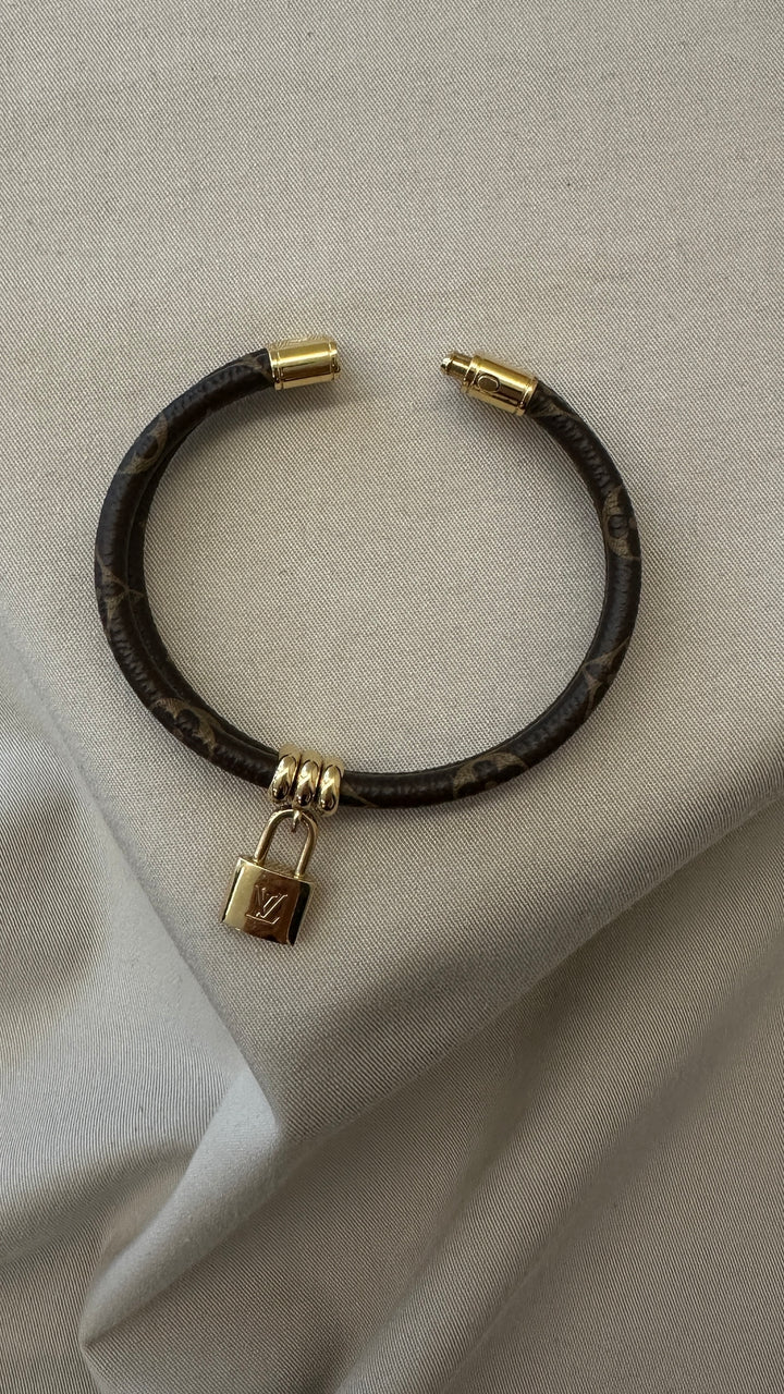LOUIS VUITTON Keep It Twice MNG Canvas Bracelet
