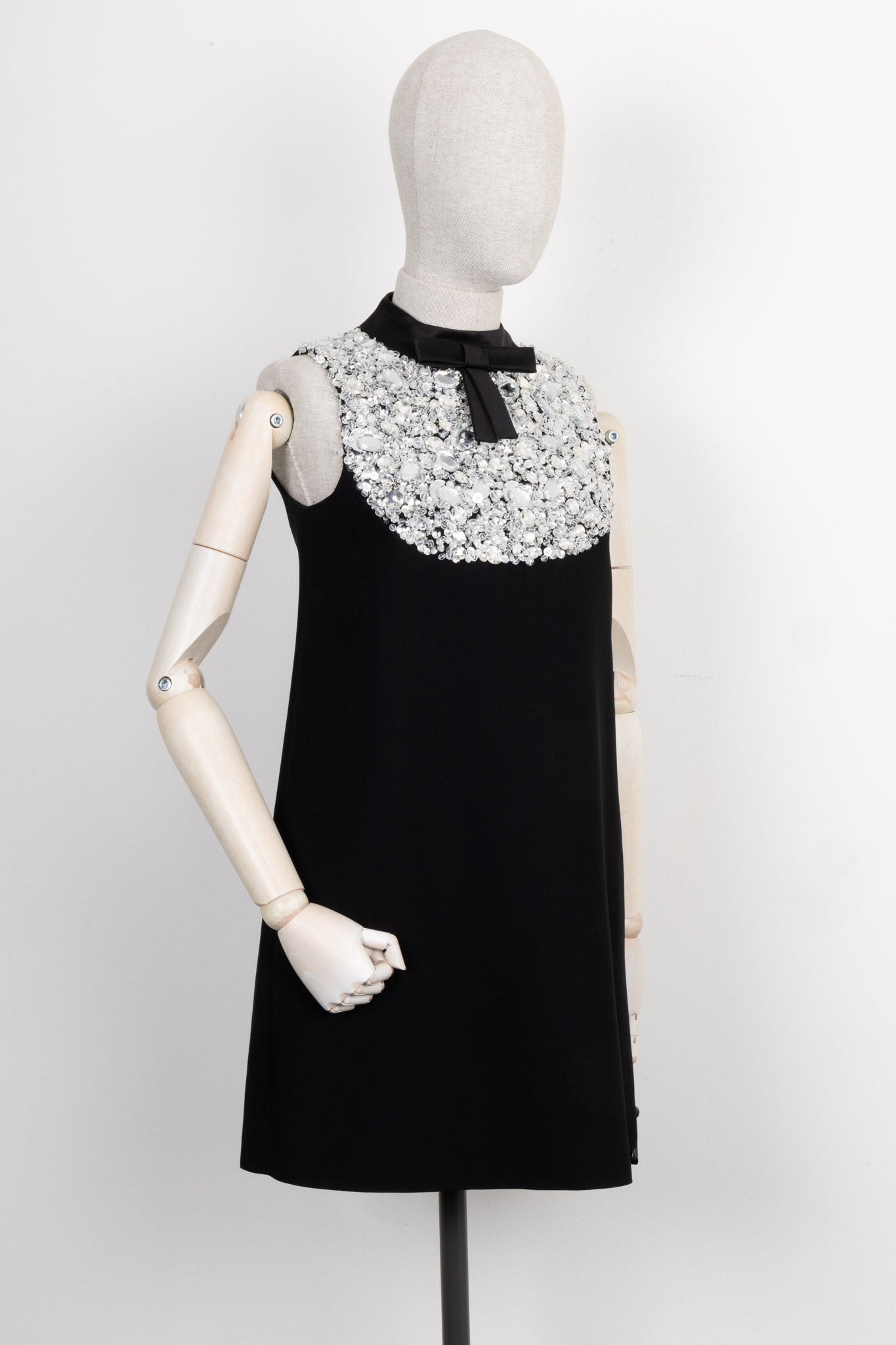【新品・未使用品】Prada Cutout Charmeuse Dress 38 PRADA | CRYSTAL EMBELLISHED BUTTON CROSS BACK MINI DRESS