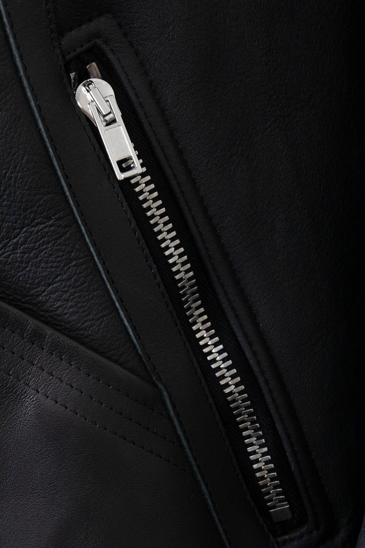 Veste en cuir noir à fermeture éclair et doublure en peau lainée RICK OWENS