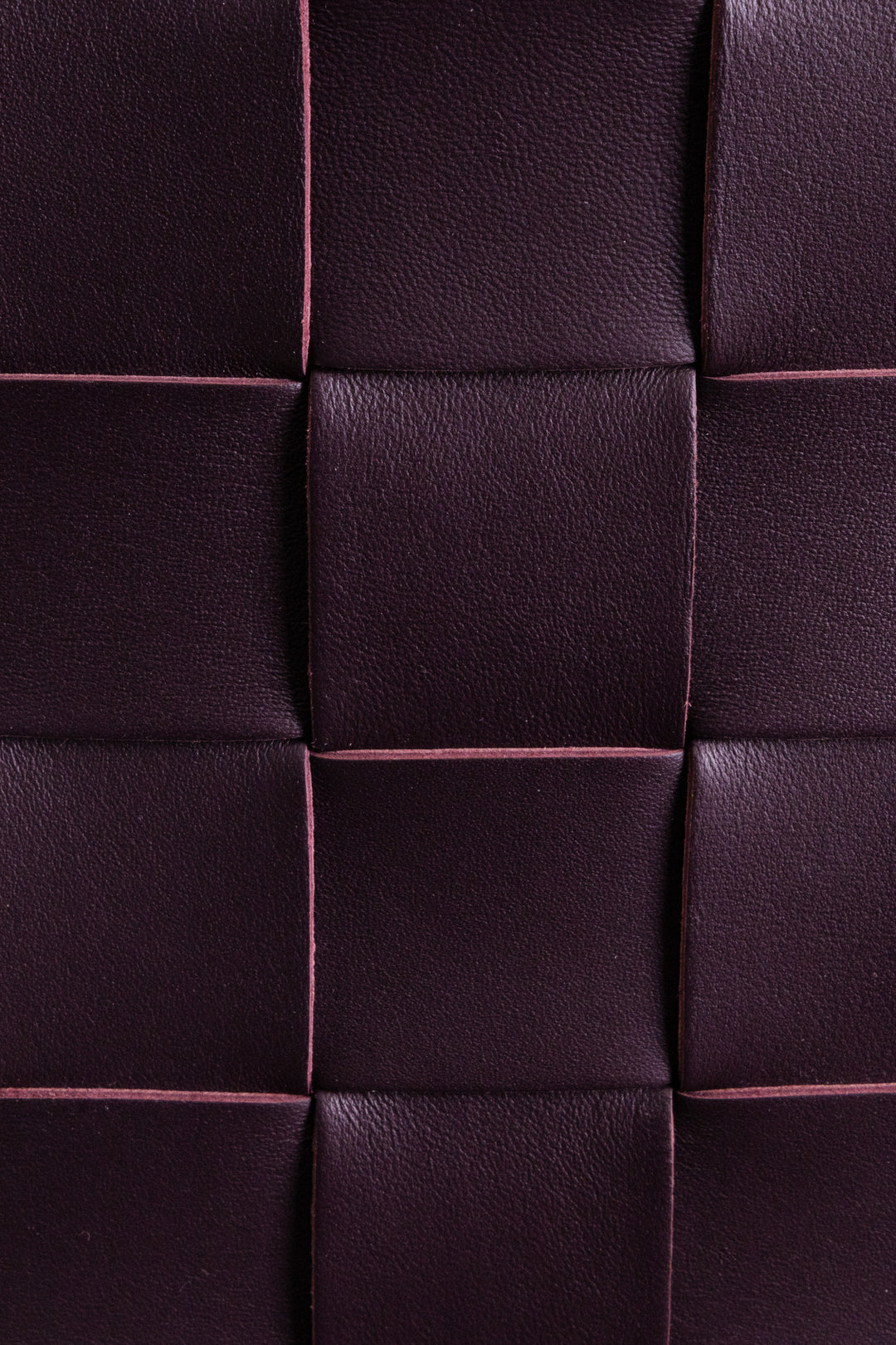 BOTTEGA VENETA Cassette Messenger Bag Leather Bordeaux