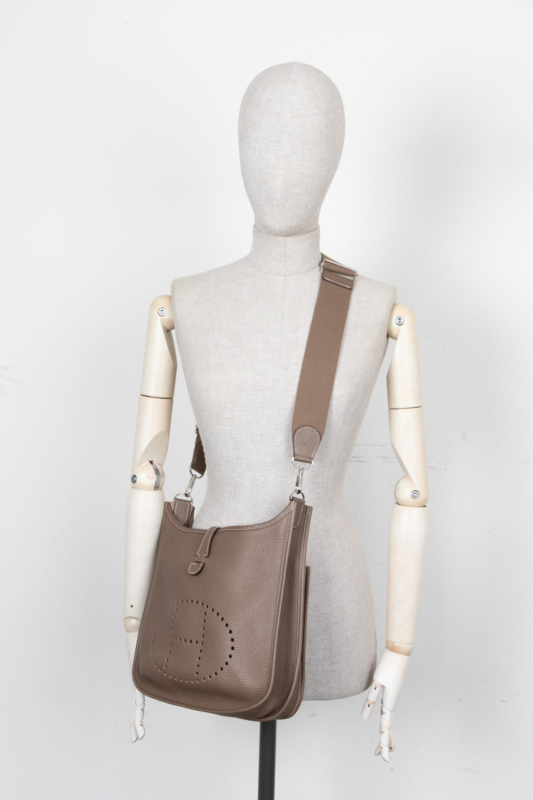 HERMES Evelyne III PM Clemence Etoupe