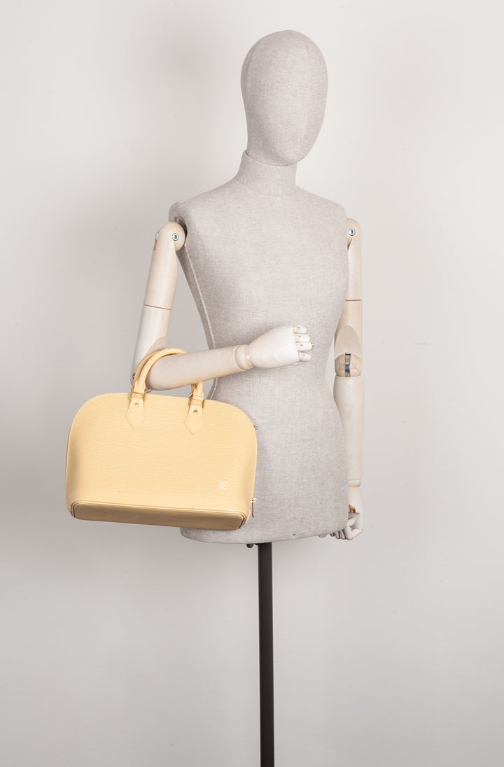 LOUIS VUITTON Alma PM Epi Vanilla