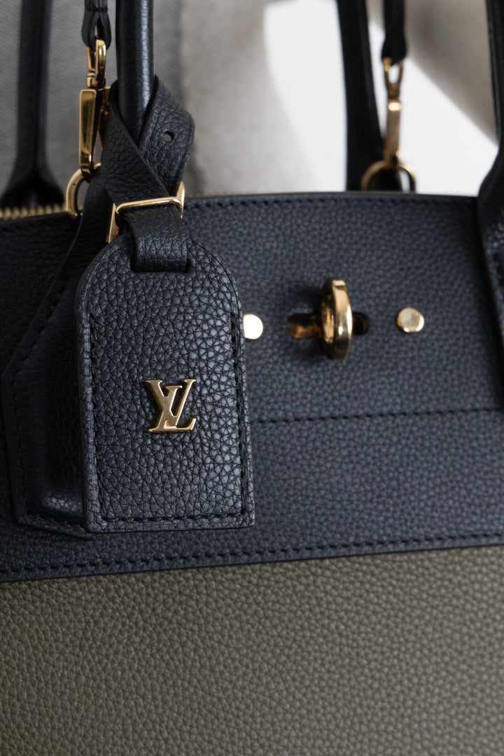LOUIS VUITTON City Steamer MM Green Black