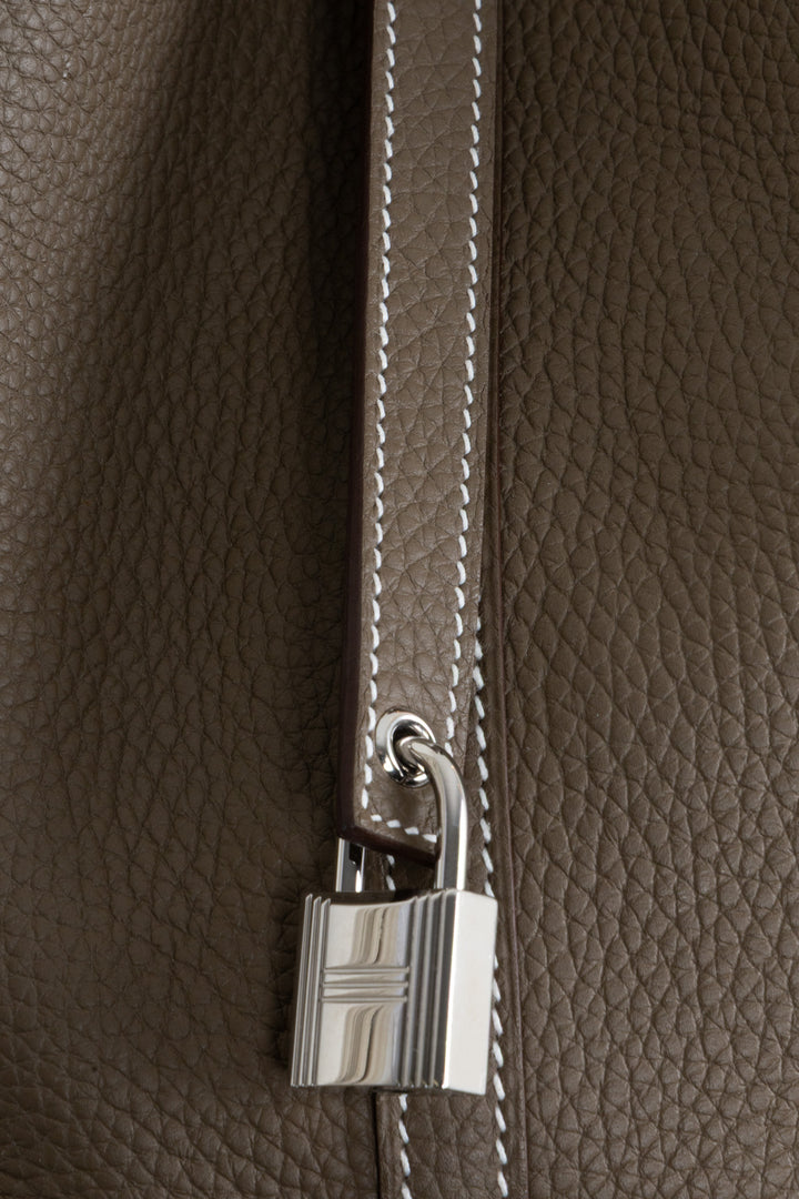 HERMÈS Picotin 22 Clemence Leather Etoupe