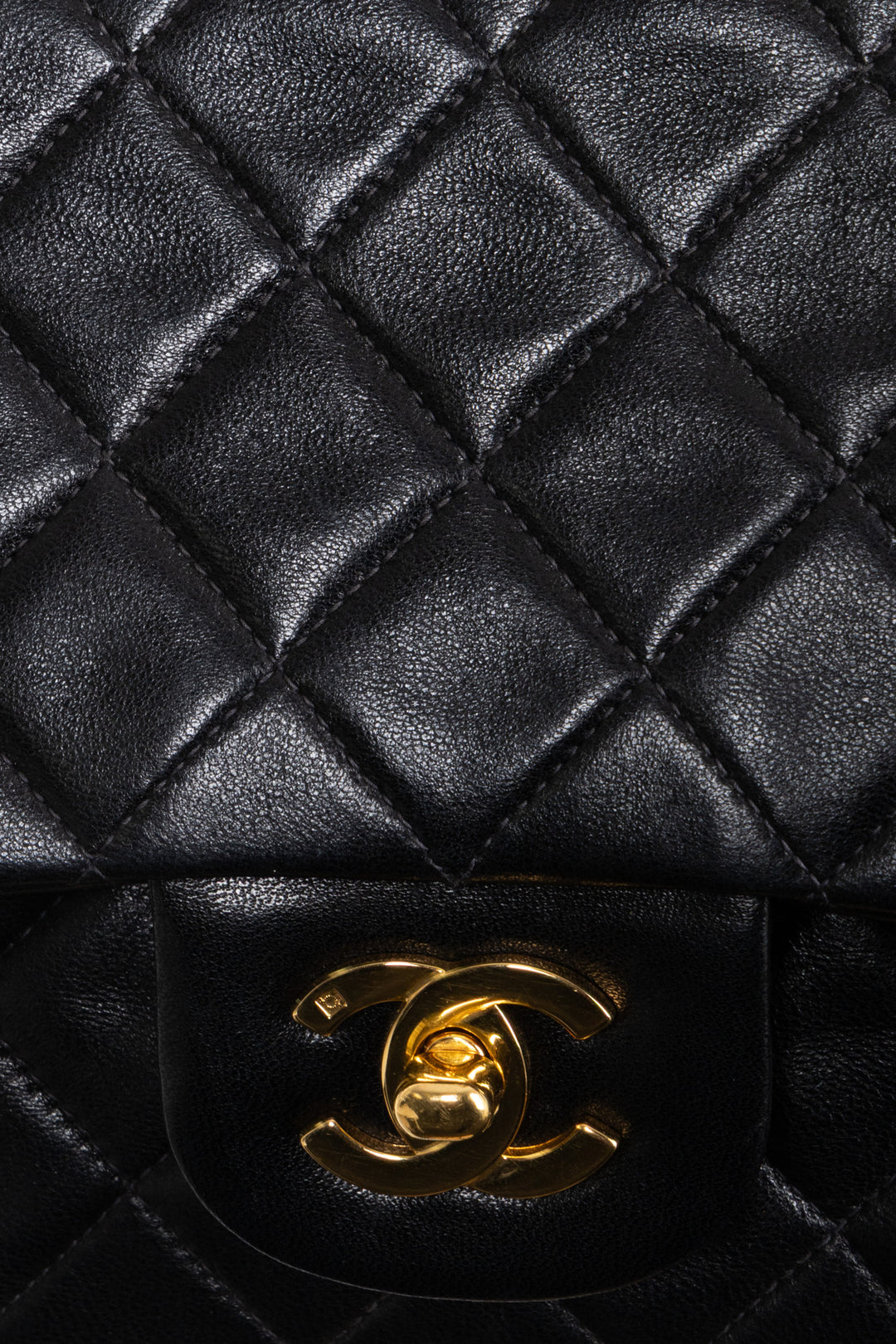 CHANEL Vintage Medium Double Flap Bag in Black Leather